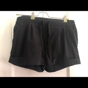 Lululemon Casual Black Shorts